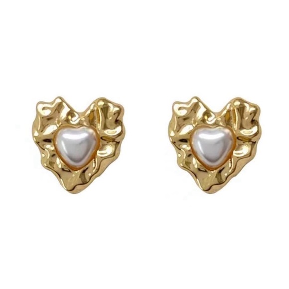 Crumpled Pearl Heart~ Vintage French Textured Rippled Wavy Classy Love Gold Stud - Picture 9 of 16